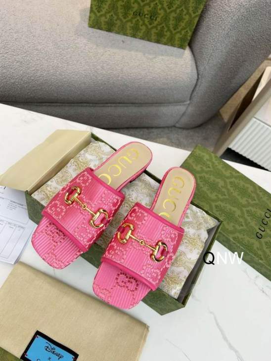 Picture of Gucci Slippers _SKUGuccisz35-40NW01371934